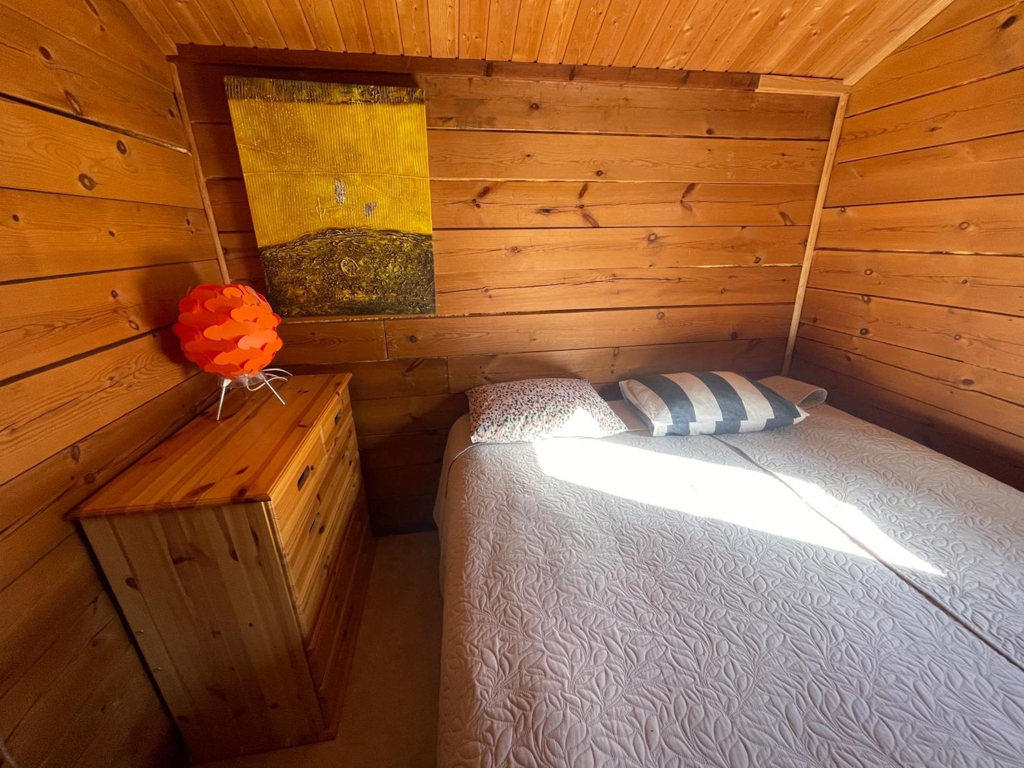 Three Rooms Stuga I Stugby Near National Park Undenäs المظهر الخارجي الصورة