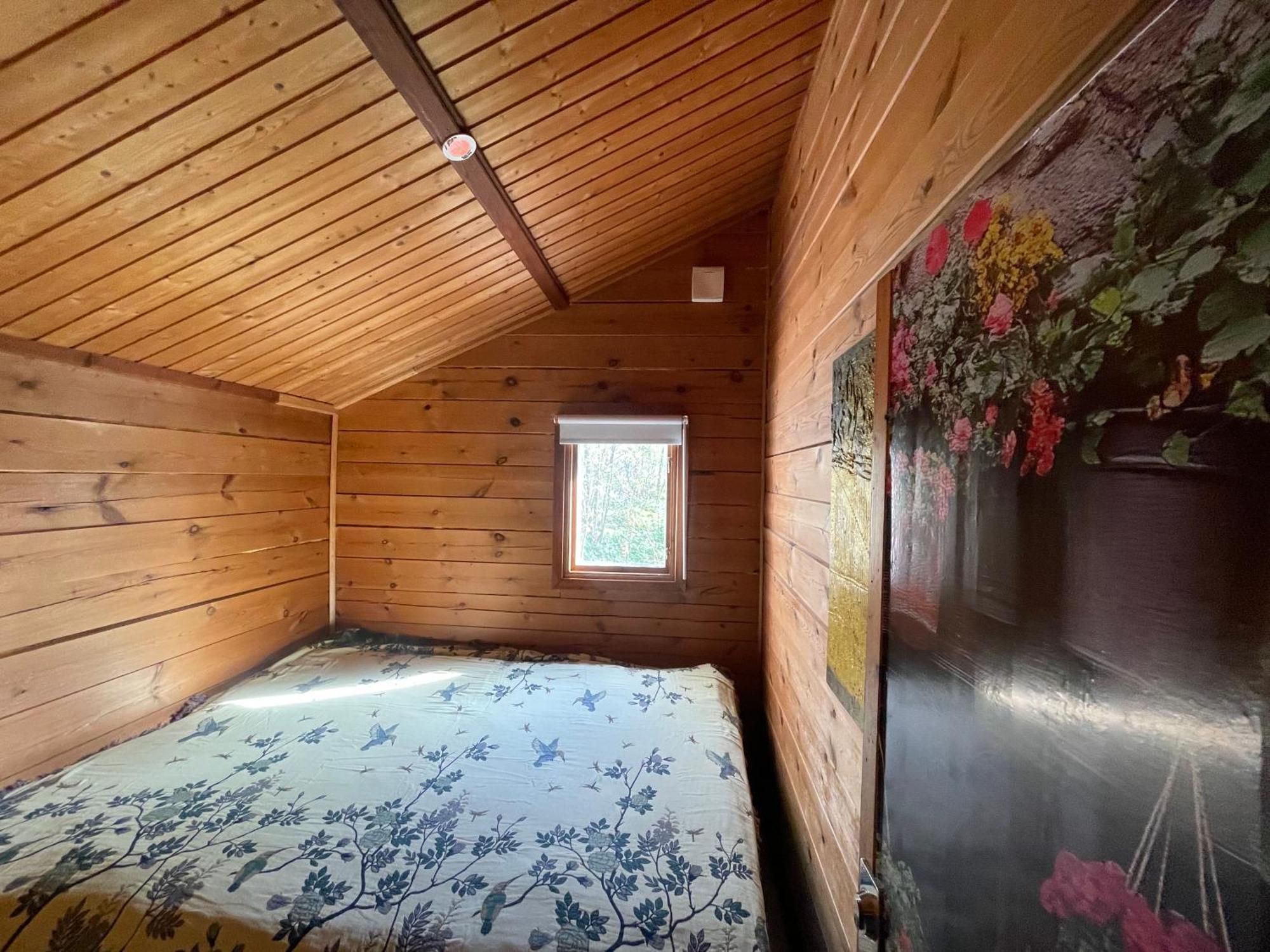 Three Rooms Stuga I Stugby Near National Park Undenäs المظهر الخارجي الصورة